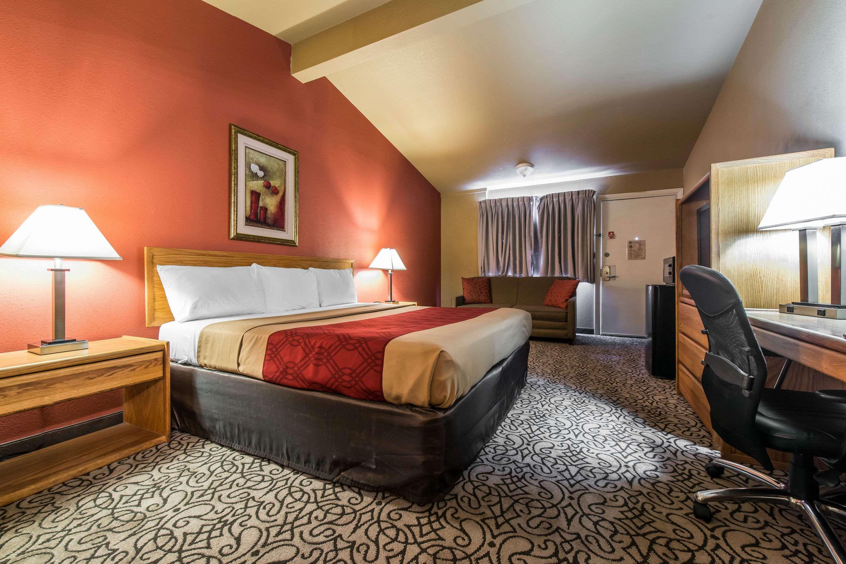 Rodeway Inn Brush Экстерьер фото